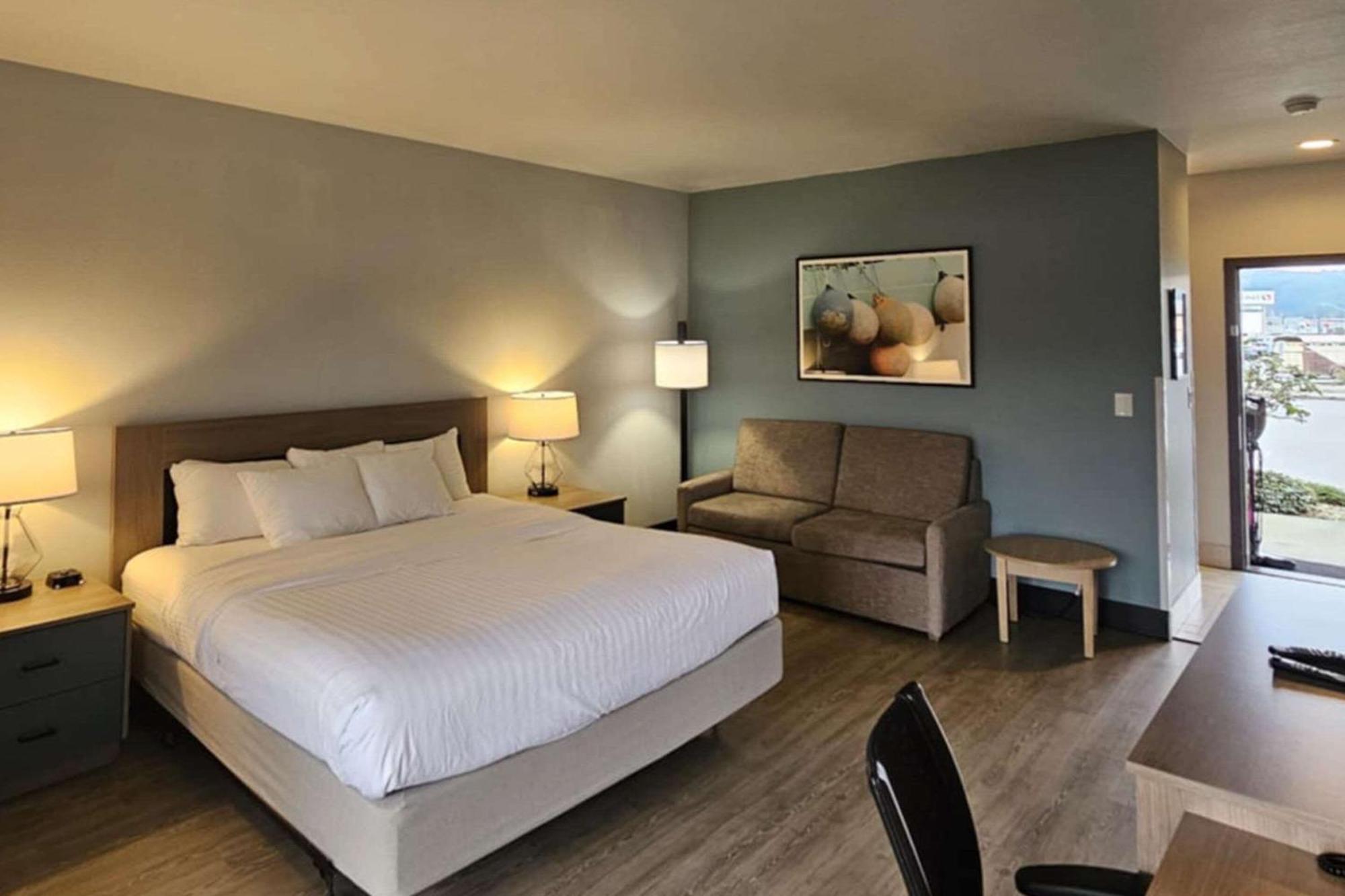 Edgewater Inn And Suites, Ascend Hotel Collection Coos Bay Bagian luar foto